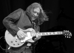 Robben Ford