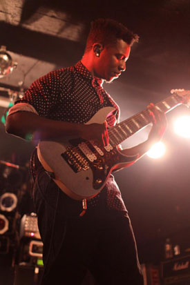 Tosin Abasi