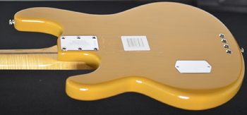 Ernie Ball Musicman Stingray 4H Old Smoothie Butterscotch